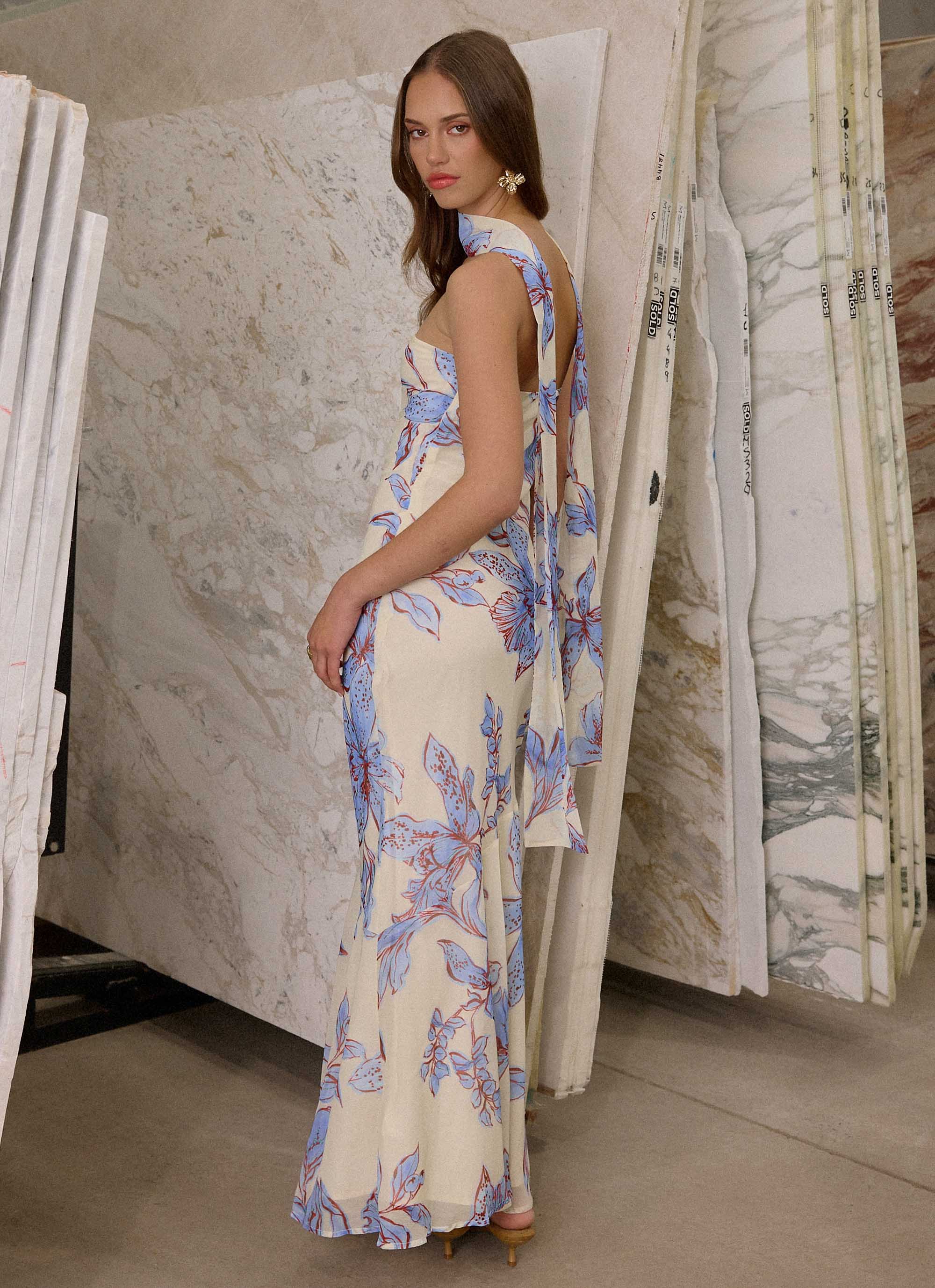 Under The Pagoda Maxi Dress - Violet Blossom